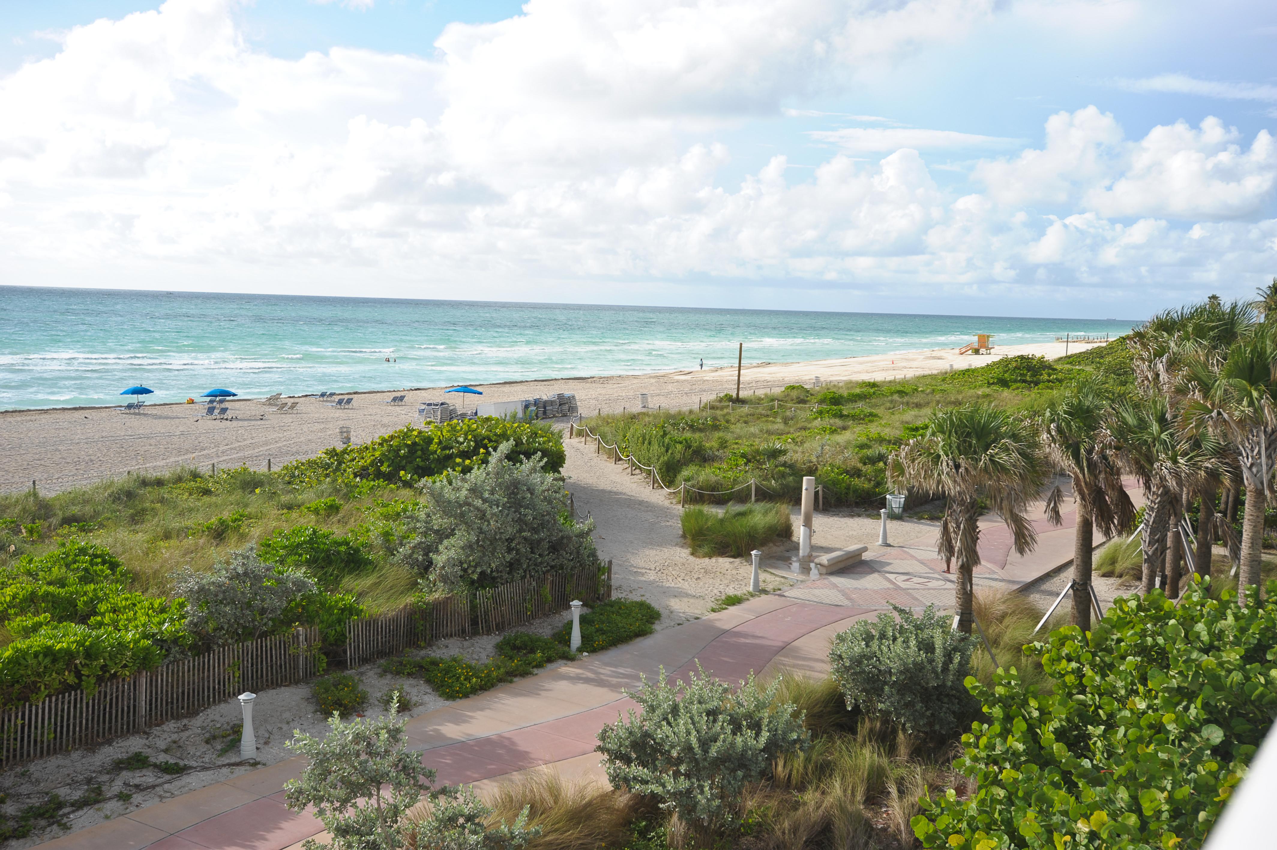 Crystal Beach Suites Miami Oceanfront Hotel Miami Beach Exterior photo